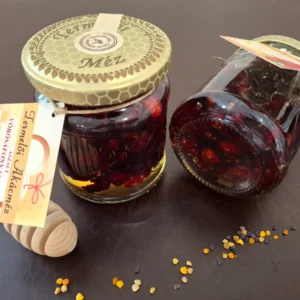 Akácméz aszalt vörösáfonyával