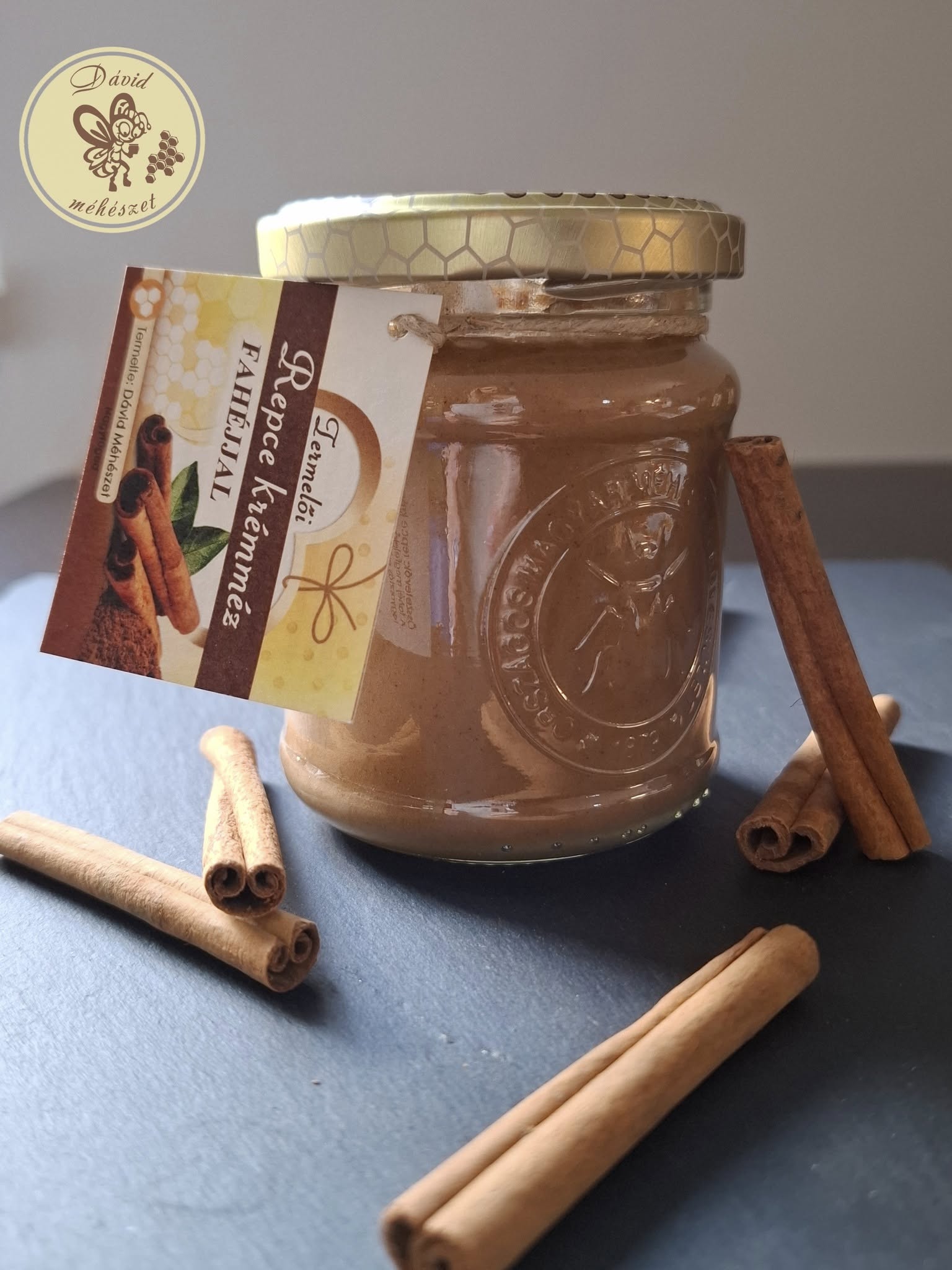 Fahéjas repcekrémméz